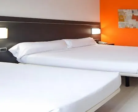Barcelona 3* Rubi
