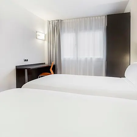 Barcelona 3*