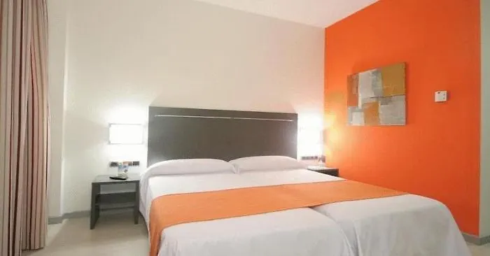 Barcelona Hotel 3*