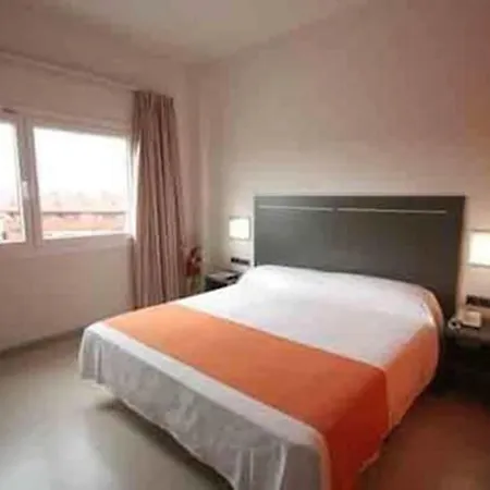 ホテル Barcelona 3*